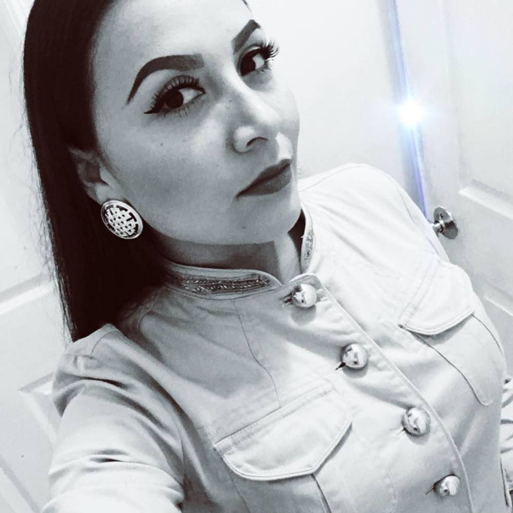 Meet your Posher, Irene